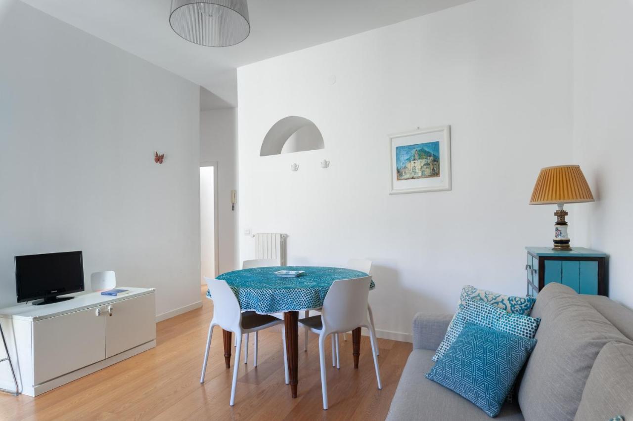 Casa Flo Con Terrazza E Ascensore Salerno Exterior foto
