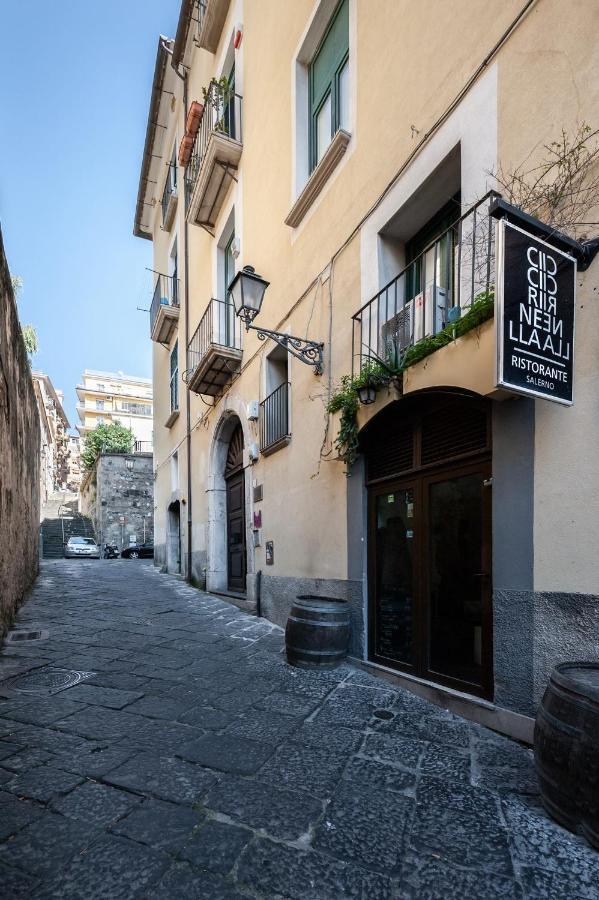 Casa Flo Con Terrazza E Ascensore Salerno Exterior foto