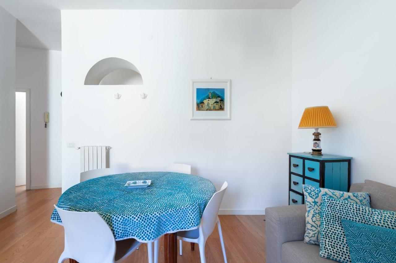 Casa Flo Con Terrazza E Ascensore Salerno Exterior foto