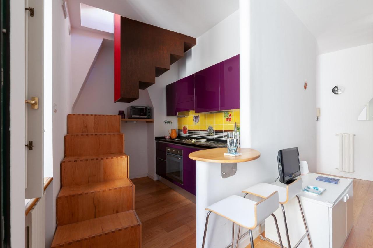 Casa Flo Con Terrazza E Ascensore Salerno Exterior foto
